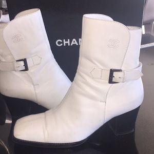 CHANEL WHITE ANKLE BOOTS🎊2xHP